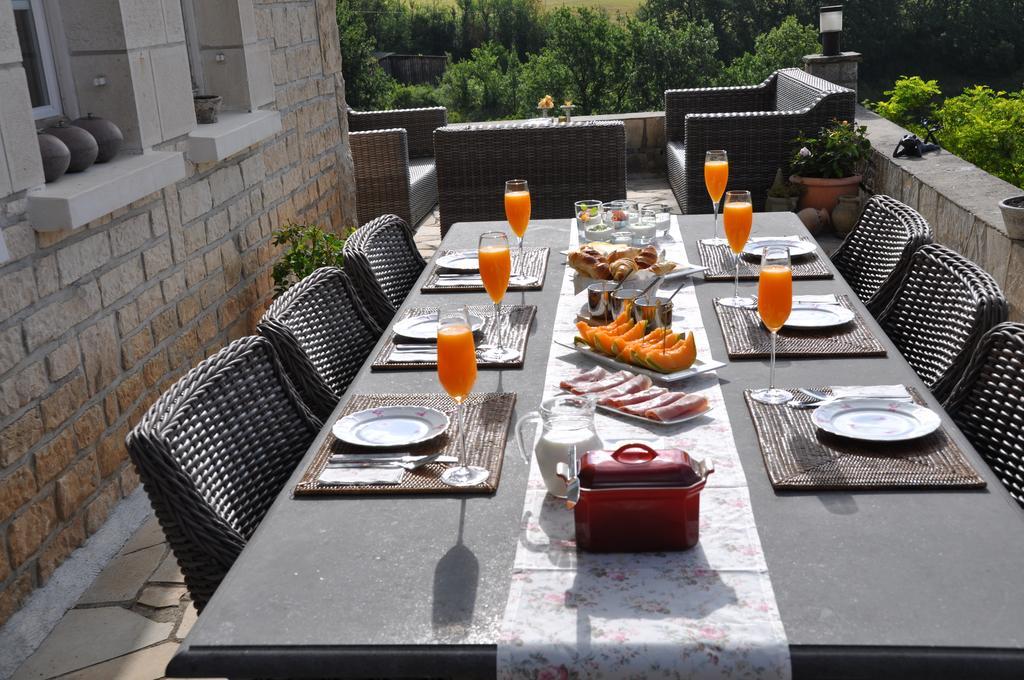 Hôtel Domaine De La Greze à Murat Extérieur photo